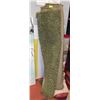Image 1 : SHOWHOME 5 X 8 LIGHT GREEN SHAG AREA CARPET