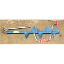 MANUAL ICE AUGER