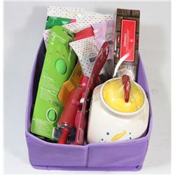 FLAT OF SQUISH CANDIES AND CHOCOLATE INCLUDES