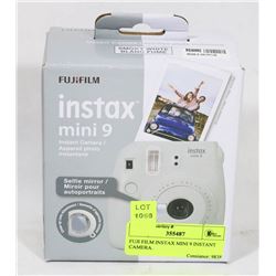 FUJI FILM INSTAX MINI 9 INSTANT CAMERA.