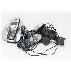 3 SIEMENS PROFESSIONAL PHONES