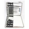Image 1 : NEW SLITZER 16PC KNIFE SET.