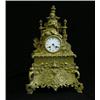 Image 1 : Une pendule française d’époque Louis-Philippe en bronze doré, vers 1840, le cadran surmonté d’une je