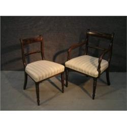 Un ensemble composite de six chaises de salle à manger en acajou, vers 1830, l’agrafe des dossiers t
