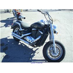 2001 - SUZUKI VL800