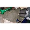 Image 2 : FAN POWER BAR TOOL BELT AND ROPE AND CAMP SUPPLIES