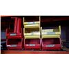 Image 1 : LOT OF PLASTIC BINS