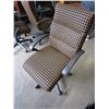 Image 1 : GAS LIFT OFFICE CHAIR