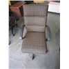 Image 2 : GAS LIFT OFFICE CHAIR