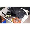 Image 1 : WHITE TOTE OF SPORTING GOODS
