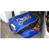 Image 1 : FLUID BAG OF BASEBALL GLOVES