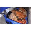 Image 2 : FLUID BAG OF BASEBALL GLOVES