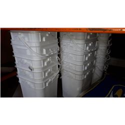 LOT OF PLASTIC BUCKETS
