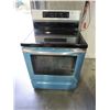 Image 1 : NEW FRIGIDAIRE INDUCTION TOP STOVE