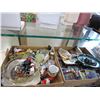 Image 1 : TWO TRAYS OF COLLECTIBLES