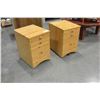 Image 2 : 2 PINE 3 DRAWER NIGHT STANDS