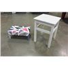 Image 2 : 2 PAINTED WOOD STOOLS