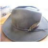 Image 3 : 3 MENS HATS
