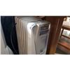 Image 2 : DELONGHI OIL HEATER