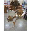 Image 3 : LARGE METAL FLOWER DECORATION