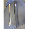 Image 1 : POOL CUE IN BLACK CASE