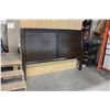 Image 1 : KING SIZE HEADBOARD