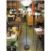 Image 1 : BLACK FLOOR LAMP