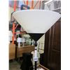 Image 2 : BLACK FLOOR LAMP