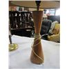 Image 3 : 2 MID CENTURY TEAK TABLE LAMPS