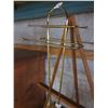 Image 2 : OAK EASEL AND BRASS TOWEL RACK