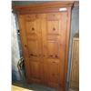 Image 1 : PINE WARDROBE