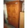 Image 2 : PINE WARDROBE