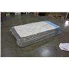 Image 1 : SINGLE RAVEN BOOTH SINGLE MATTRESS AND BOX SPRING