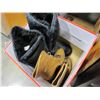 Image 2 : 2 PAIRS LADIES BOOTS