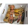 Image 2 : BOX OF WOODEN AFRICAN MASKS AND FIGURES