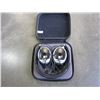 Image 2 : BOSE HEADPHONES W/ CASE