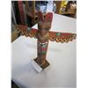 Image 2 : FIRST NATIONS CARVED TOTEM
