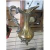 Image 3 : VINTAGE OAK CASED MANTLE CLOCK AND METAL FIGURE AND URN