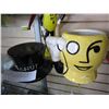 Image 2 : MR PEANUT CERAMIC JAR AND MR PEANUT PEANUTBUTTER MAKER