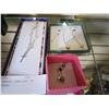 Image 2 : LOT OF WOMENS JEWELLERY IN FLOWER BOXES