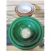 Image 1 : PYREX BOWL SETS