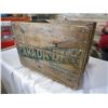 Image 1 : VINTAGE CANADA DY CRATE