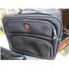 Image 2 : SWISS GEAR 2PC LUGGAGE SET