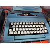 Image 3 : TWO SMITH CORONA TYEWRITERS
