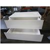 Image 1 : 2 WHITE LAQUER SINGLE DRAWERS