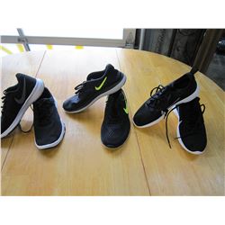 3 NEW MENS NIKE RUNNING SHOES, SIZES 7, 9, AND 10