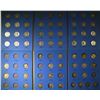 Image 2 : 67 DIFFERENT CIRC WASHINGTON QUARTERS IN FOLDERS