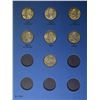 Image 4 : 67 DIFFERENT CIRC WASHINGTON QUARTERS IN FOLDERS