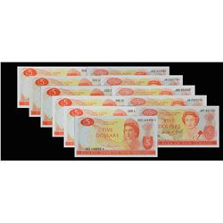 Reserve Bank of New Zealand. ND (1967-92), 5 Dollars. P-165 & 171. About Uncirculated to Gem Uncircu