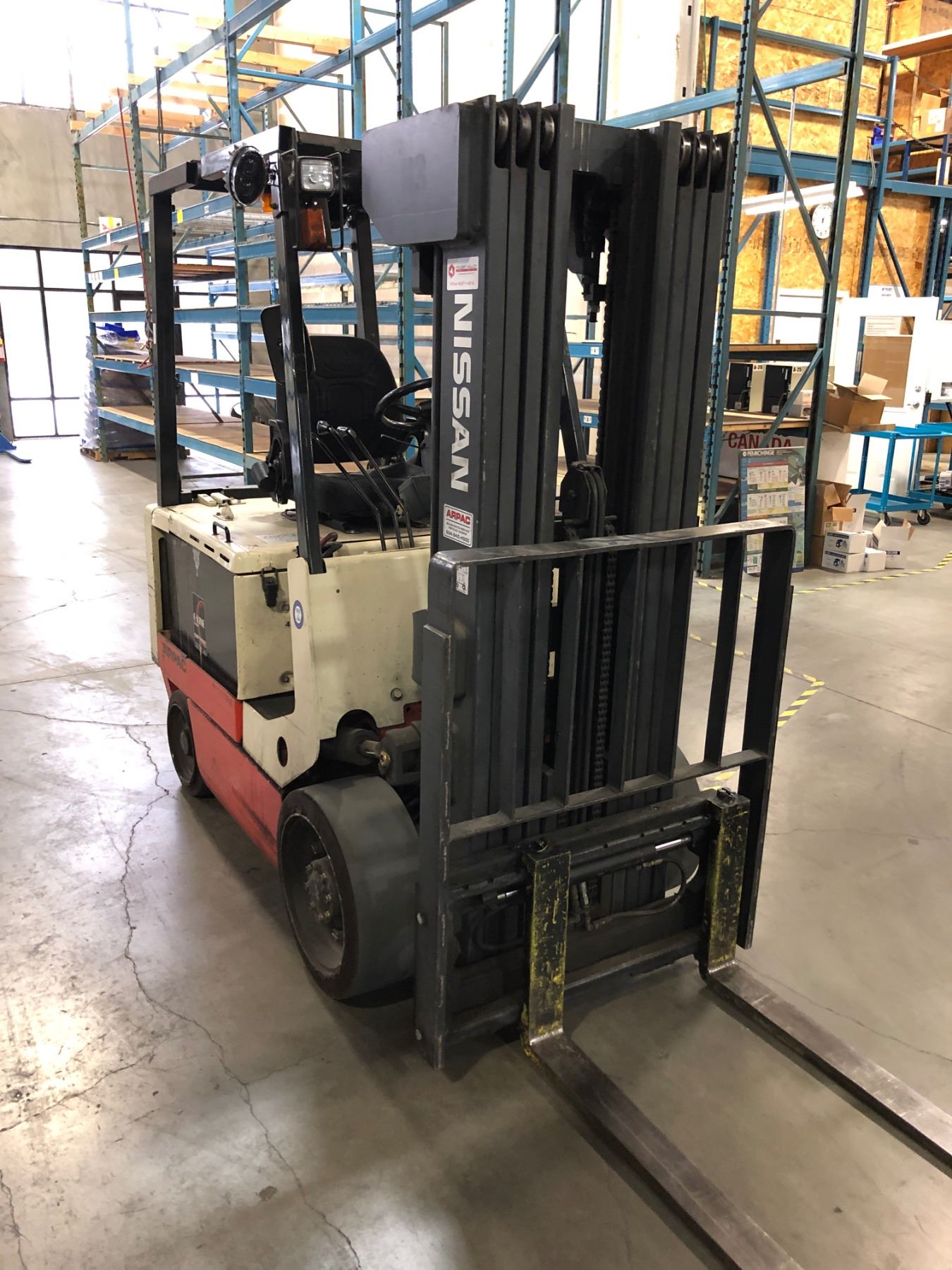 Forklift Forklift